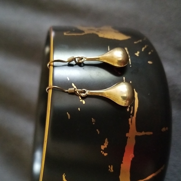 Gold Tone Teardrop Earrings - Picture 6 of 6